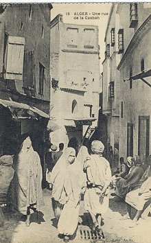 19 ALGER - Une rue de la Casbah