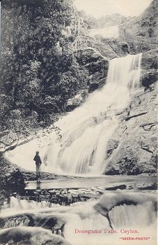 Denegama Falls, Ceylon.