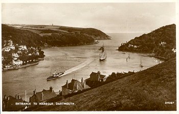 Entrance to Harbour, Dartmouth - 21087